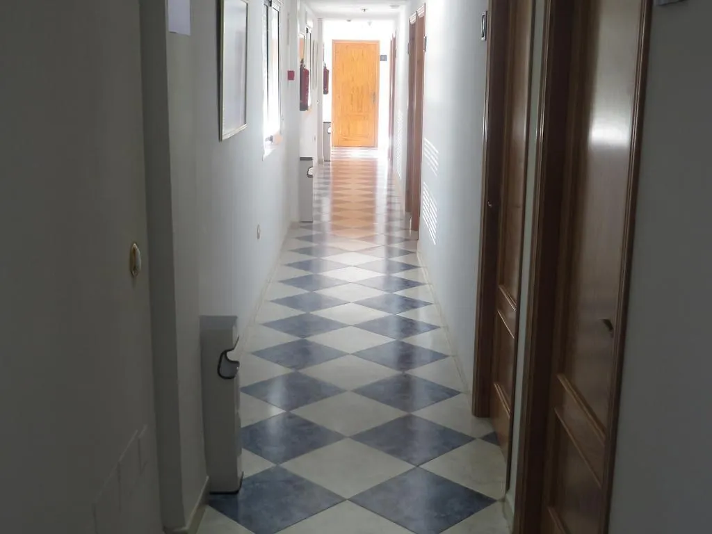 Hostal Puerto Genoves San José 2*,
